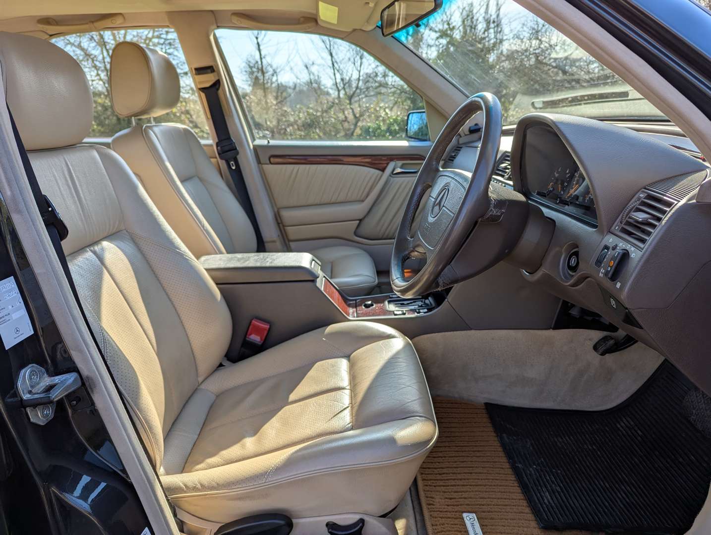 <p>1994 MERCEDES C180 ELEGANCE AUTO 34,508 MILES</p>