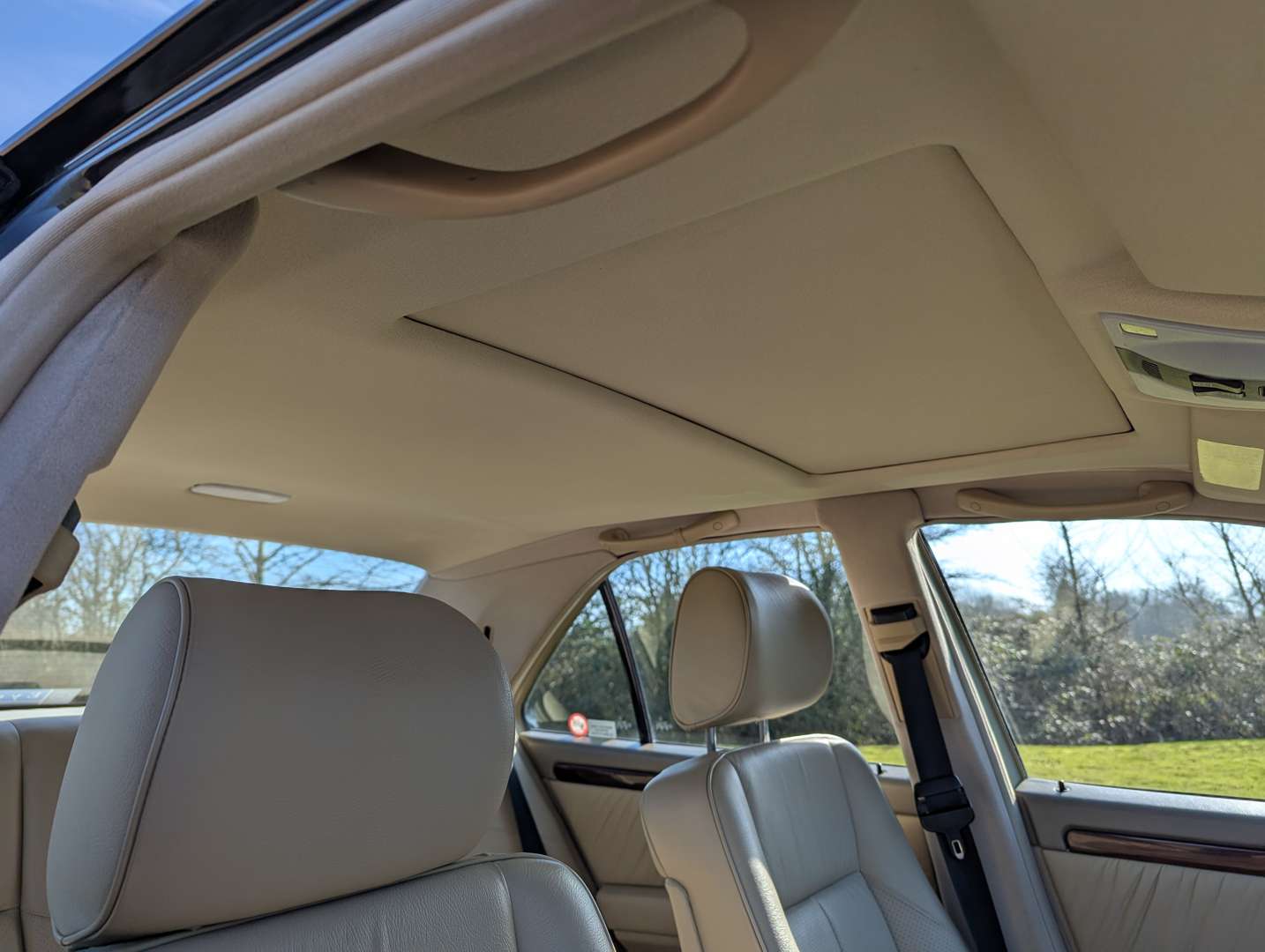 <p>1994 MERCEDES C180 ELEGANCE AUTO 34,508 MILES</p>