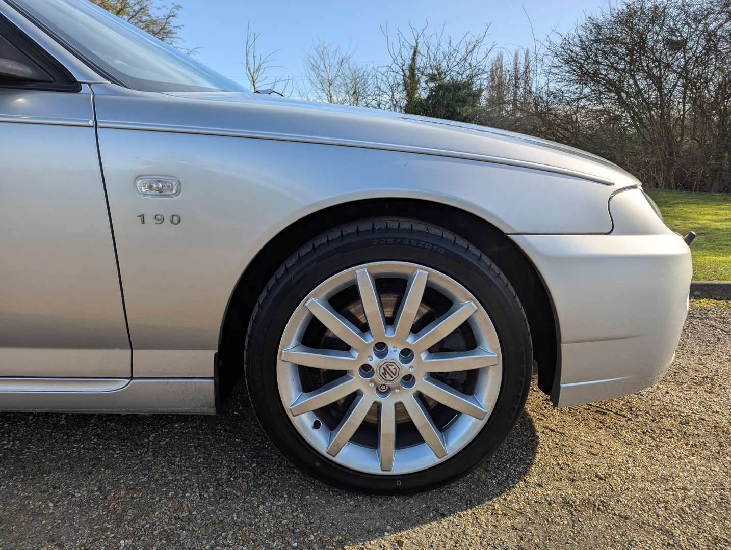 <p>2004 MG ZT+ V6 190</p>