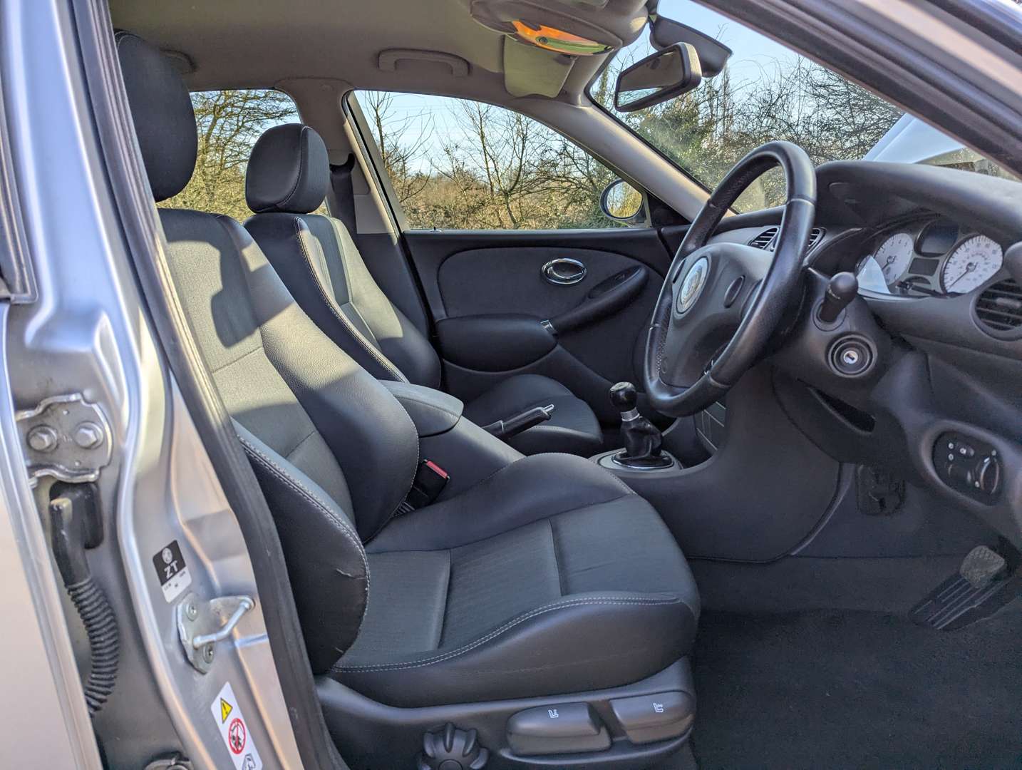 <p>2004 MG ZT+ V6 190</p>