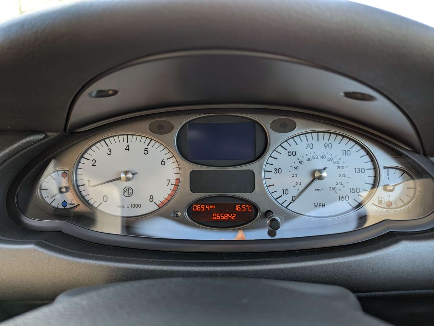 <p>2004 MG ZT+ V6 190</p>