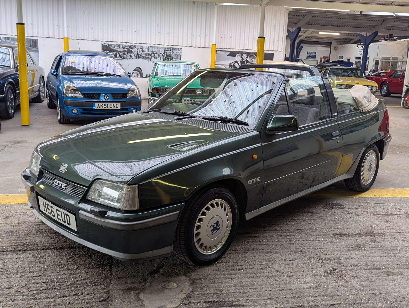 <p>1990 VAUXHALL ASTRA GTE CONVERTIBLE</p>