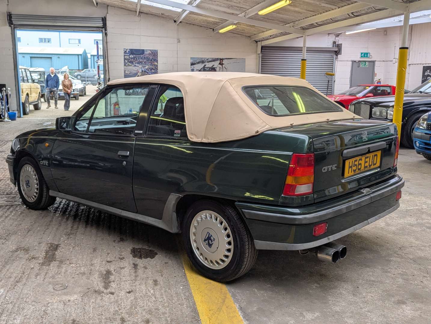 <p>1990 VAUXHALL ASTRA GTE CONVERTIBLE</p>