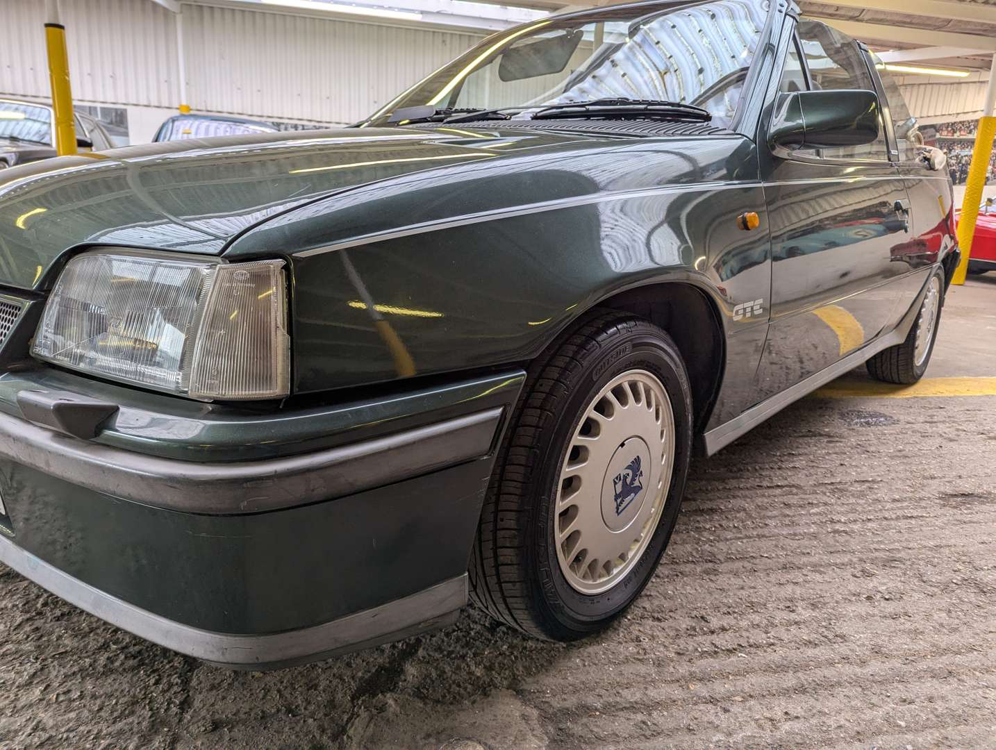 <p>1990 VAUXHALL ASTRA GTE CONVERTIBLE</p>