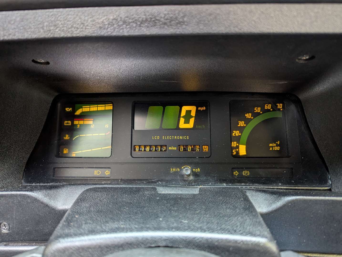 <p>1990 VAUXHALL ASTRA GTE CONVERTIBLE</p>
