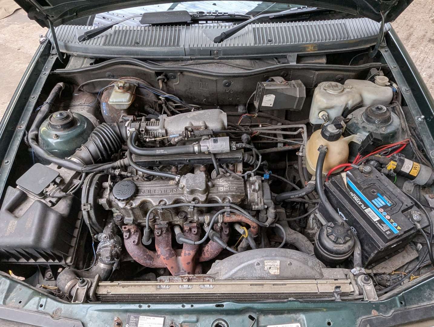 <p>1990 VAUXHALL ASTRA GTE CONVERTIBLE</p>