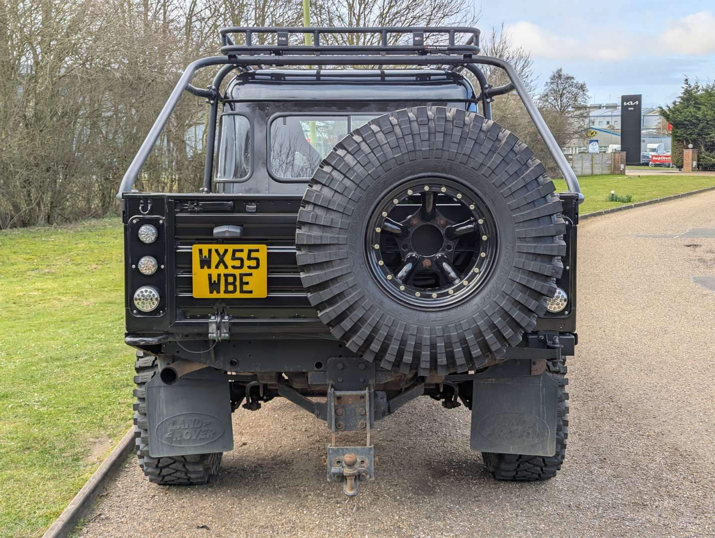 <p>2005 LAND ROVER DEFENDER 130 TD5 SPECTRE EVOCATION</p>
