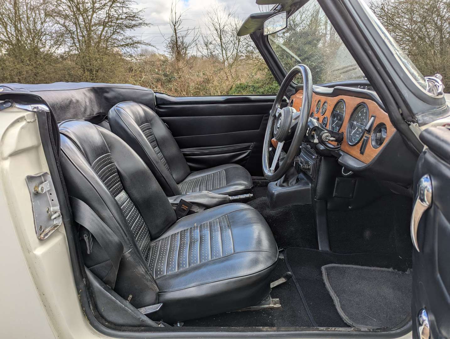 <p>1972 TRIUMPH TR6</p>