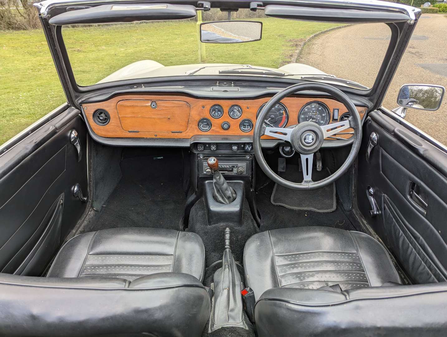 <p>1972 TRIUMPH TR6</p>