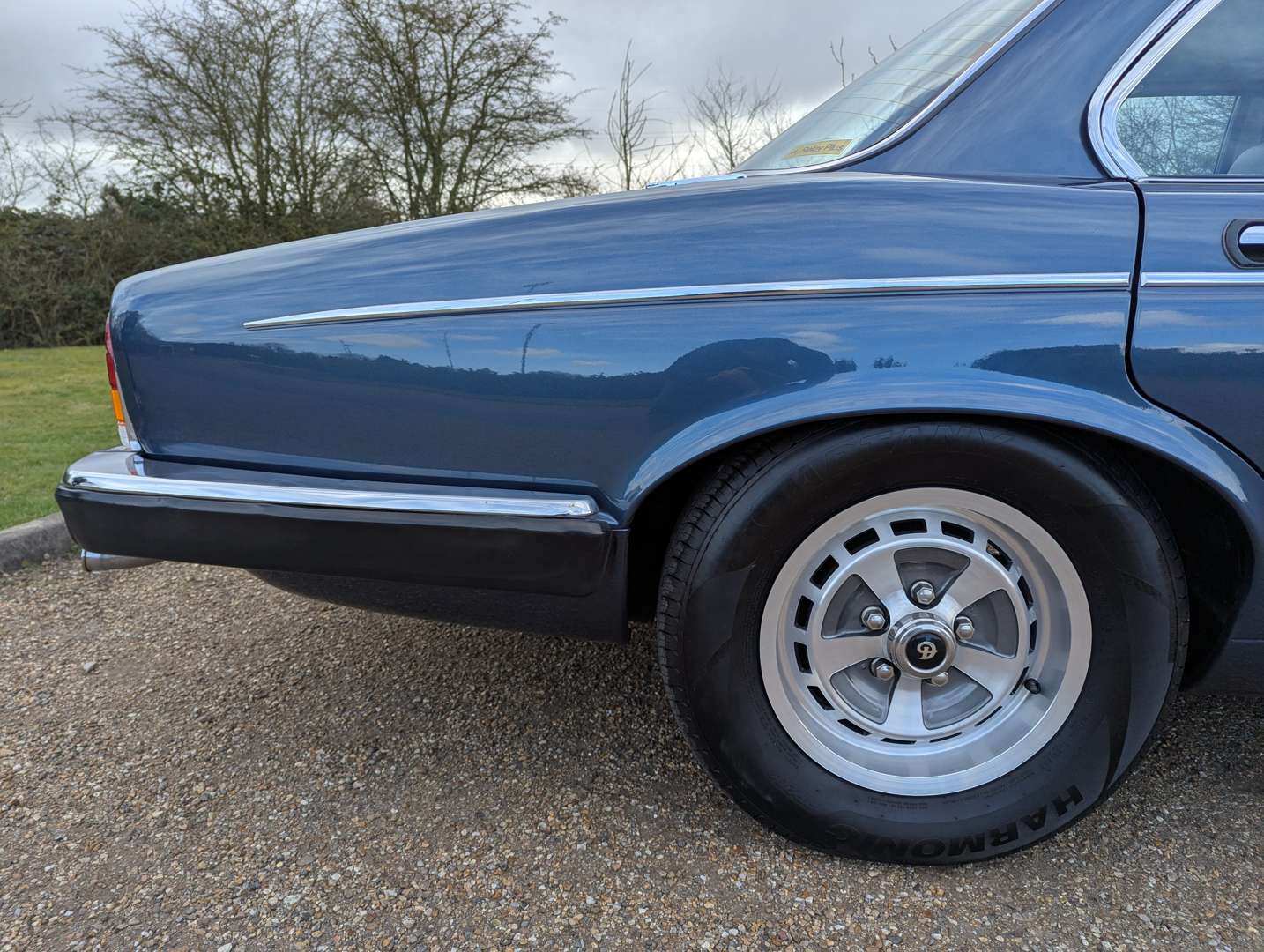 <p>1989 DAIMLER DOUBLE SIX HE AUTO</p>