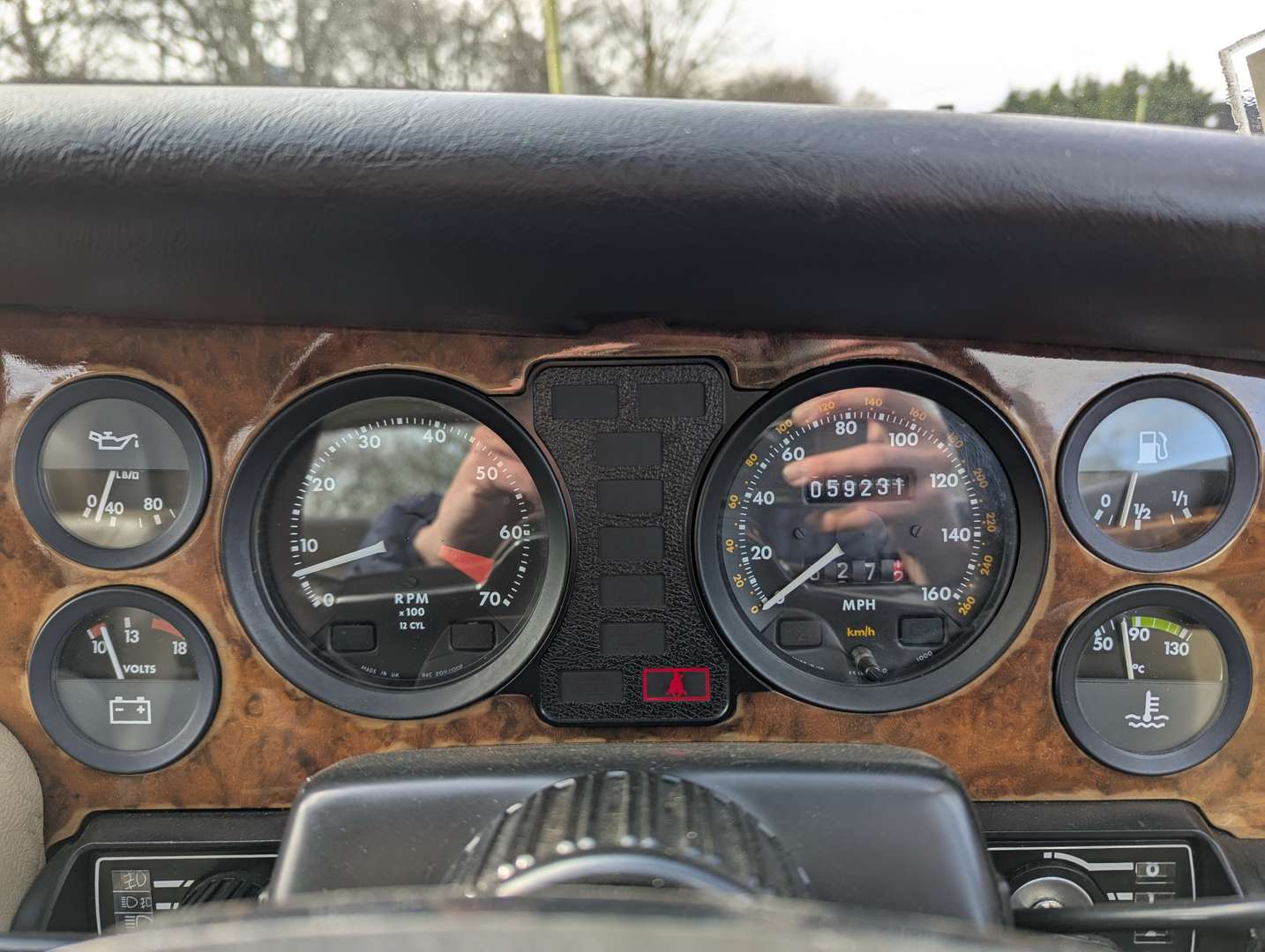 <p>1989 DAIMLER DOUBLE SIX HE AUTO</p>