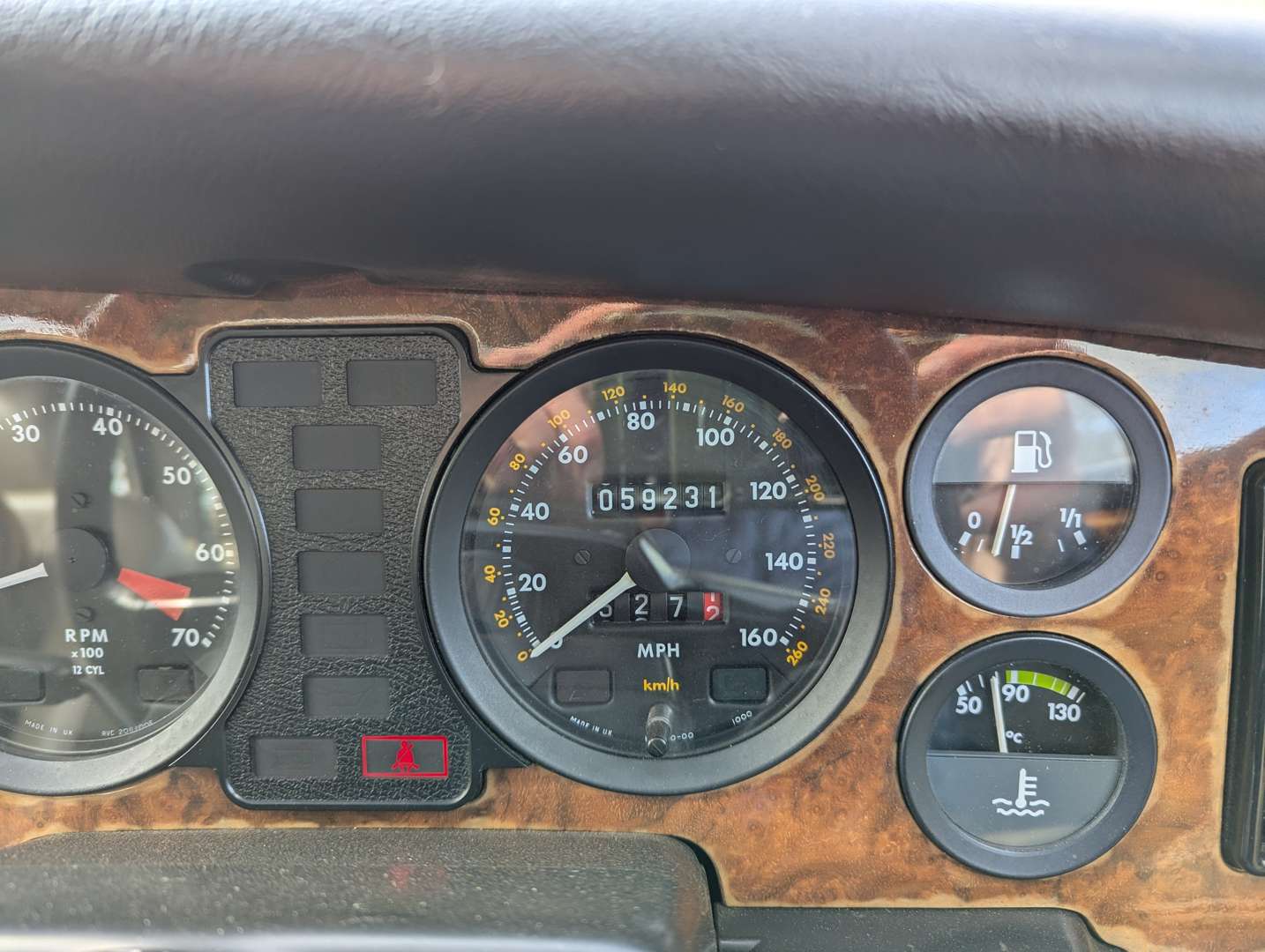 <p>1989 DAIMLER DOUBLE SIX HE AUTO</p>