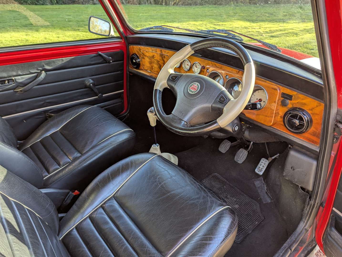 <p>1999 ROVER MINI COOPER</p>