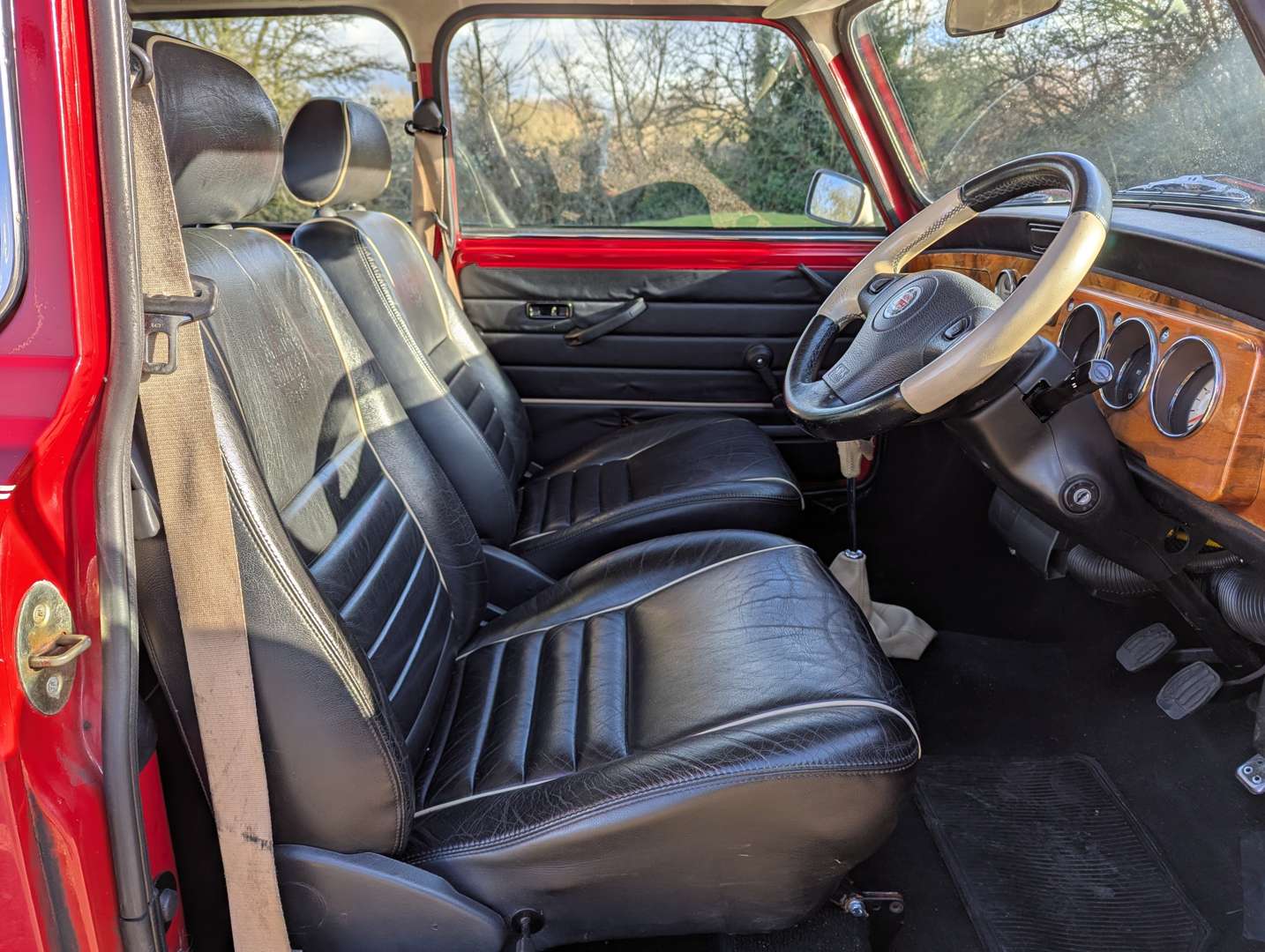 <p>1999 ROVER MINI COOPER</p>