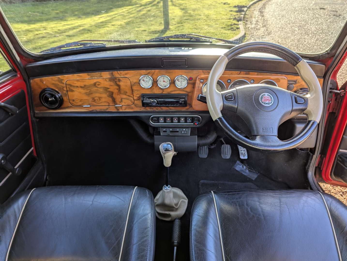 <p>1999 ROVER MINI COOPER</p>