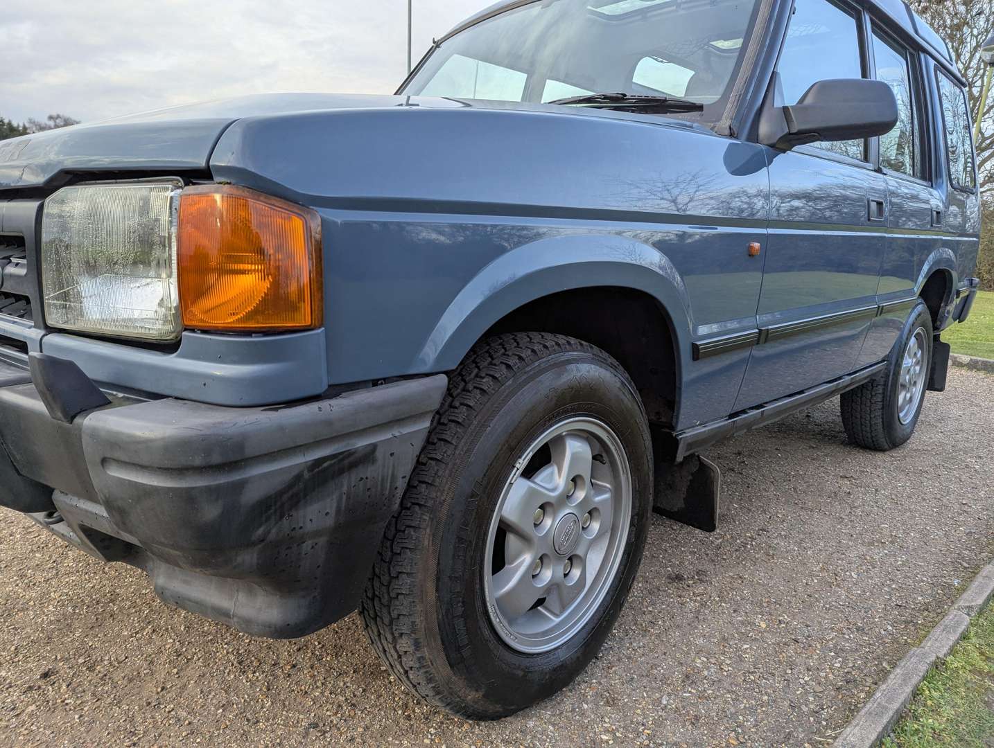 <p>1995 LAND ROVER DISCOVERY TDI</p>