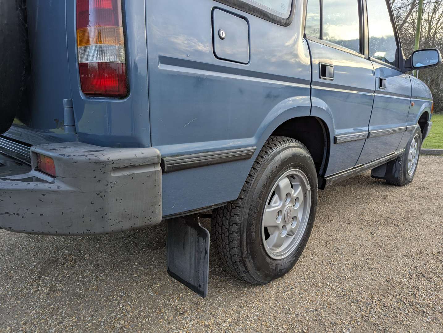 <p>1995 LAND ROVER DISCOVERY TDI</p>