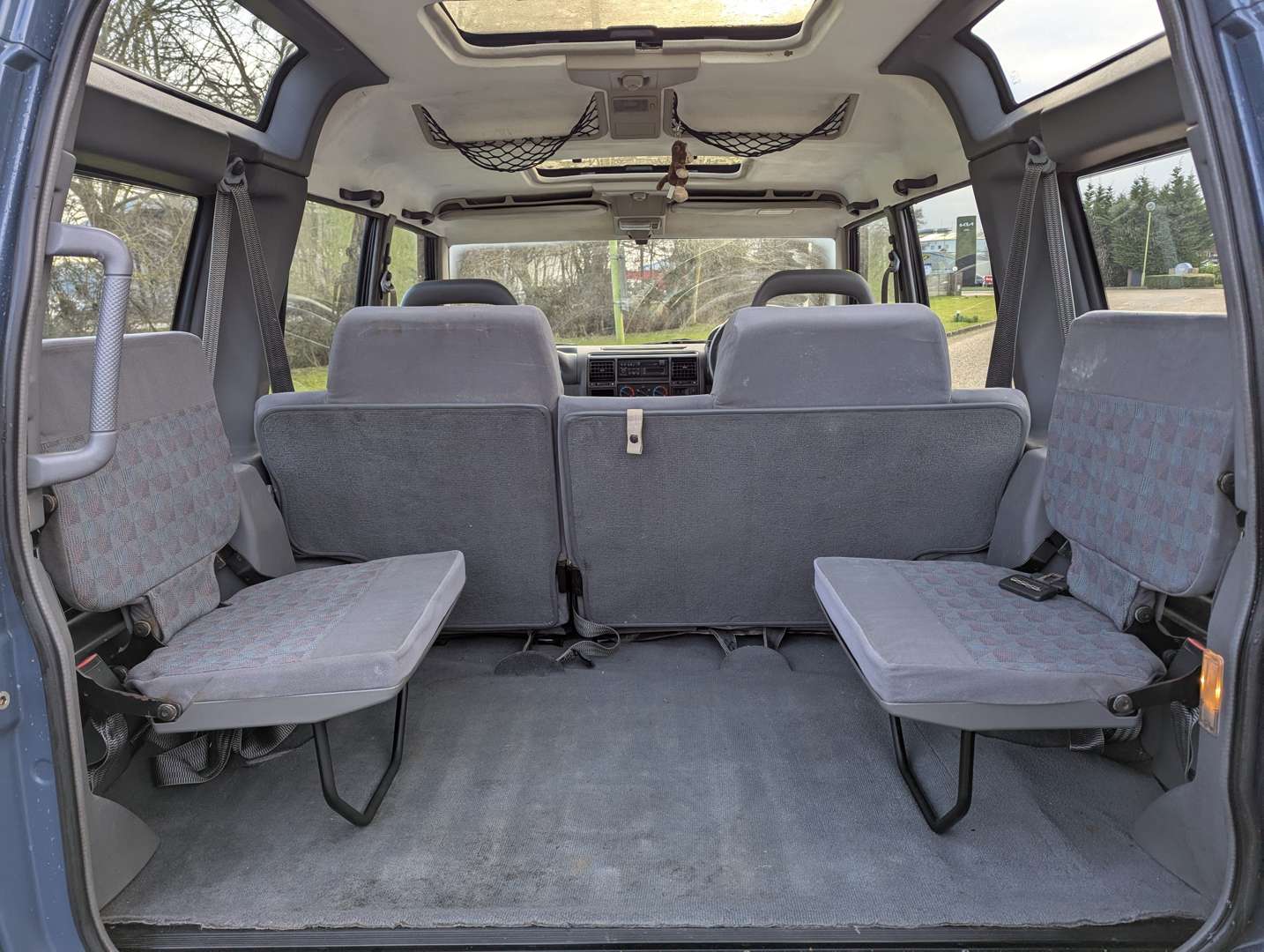 <p>1995 LAND ROVER DISCOVERY TDI</p>