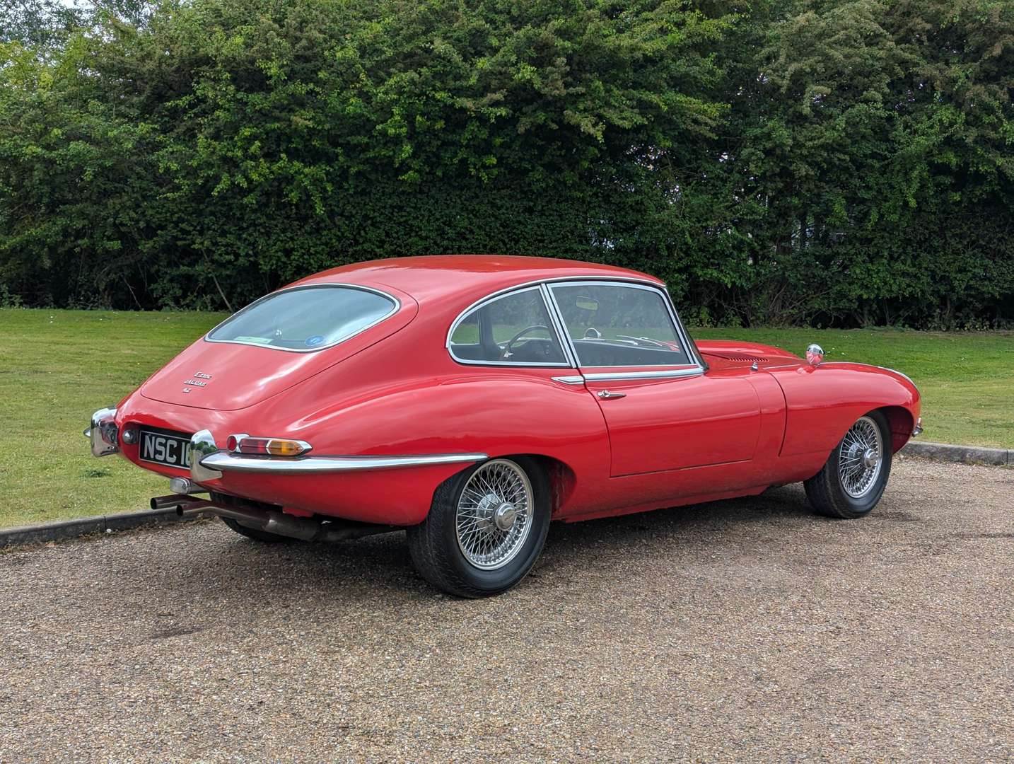 <p>1968 JAGUAR E-TYPE 2+2 4.2 SERIES 1½ COUPE AUTO LHD</p>