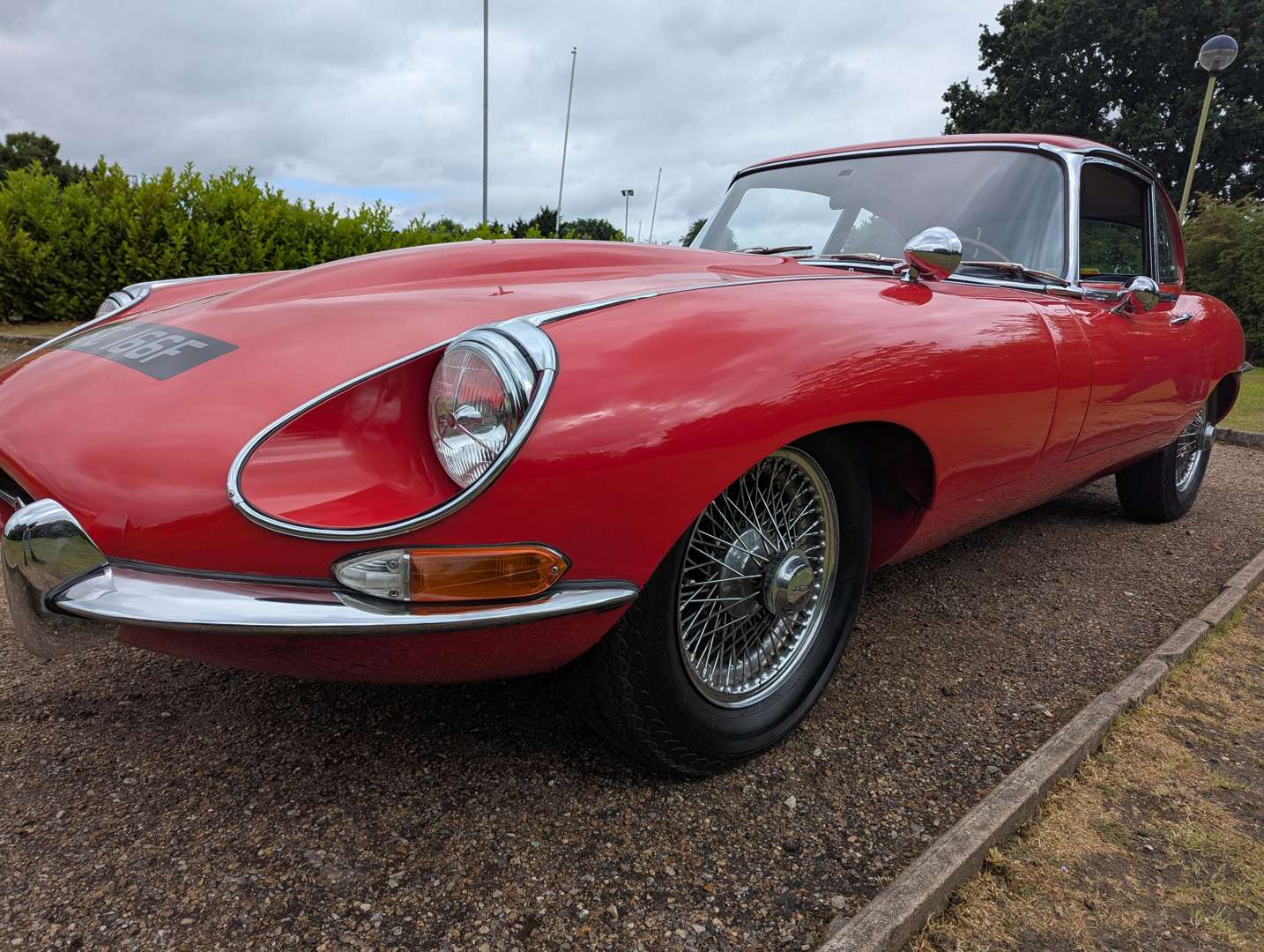 <p>1968 JAGUAR E-TYPE 2+2 4.2 SERIES 1½ COUPE AUTO LHD</p>