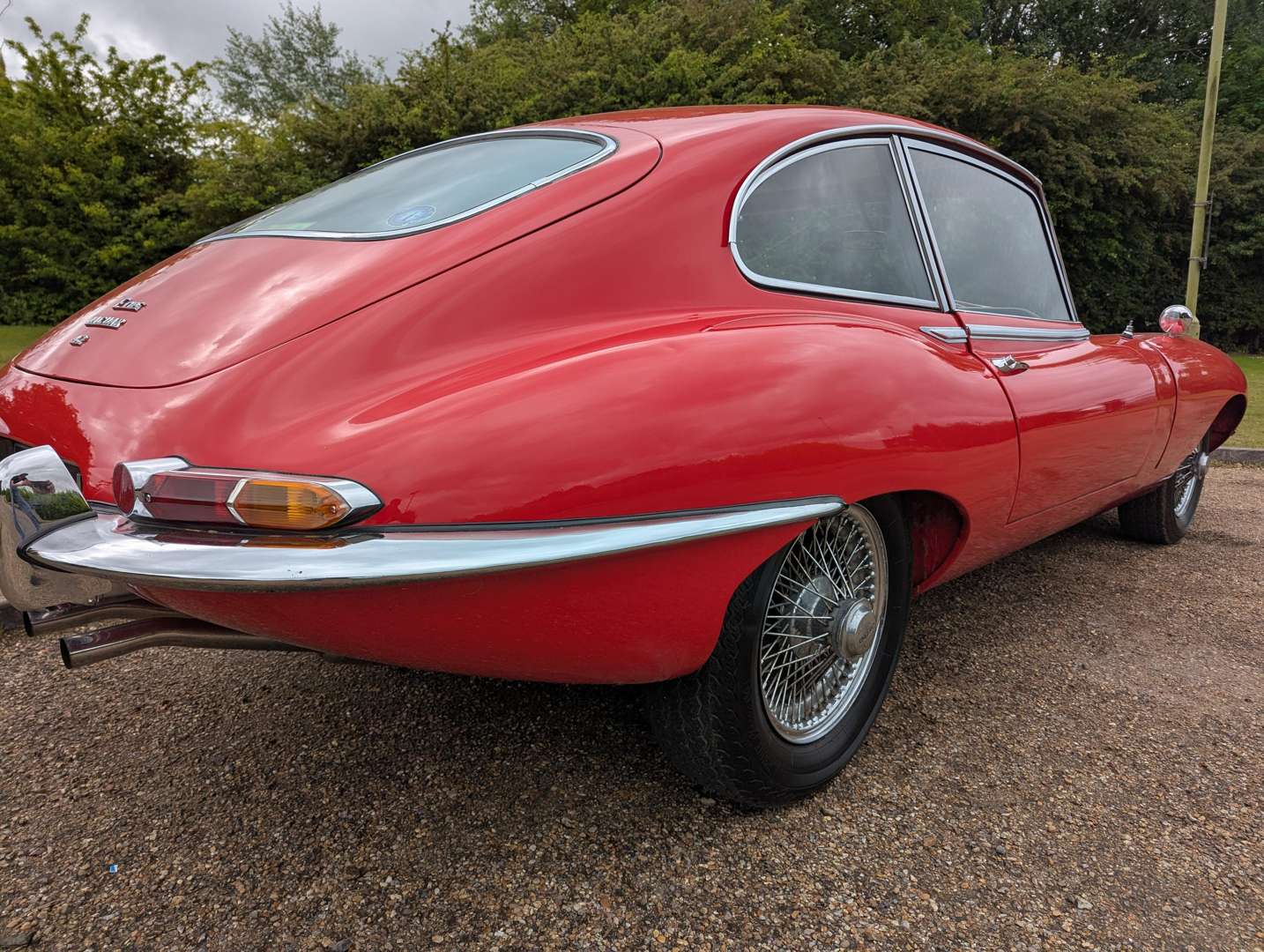 <p>1968 JAGUAR E-TYPE 2+2 4.2 SERIES 1½ COUPE AUTO LHD</p>