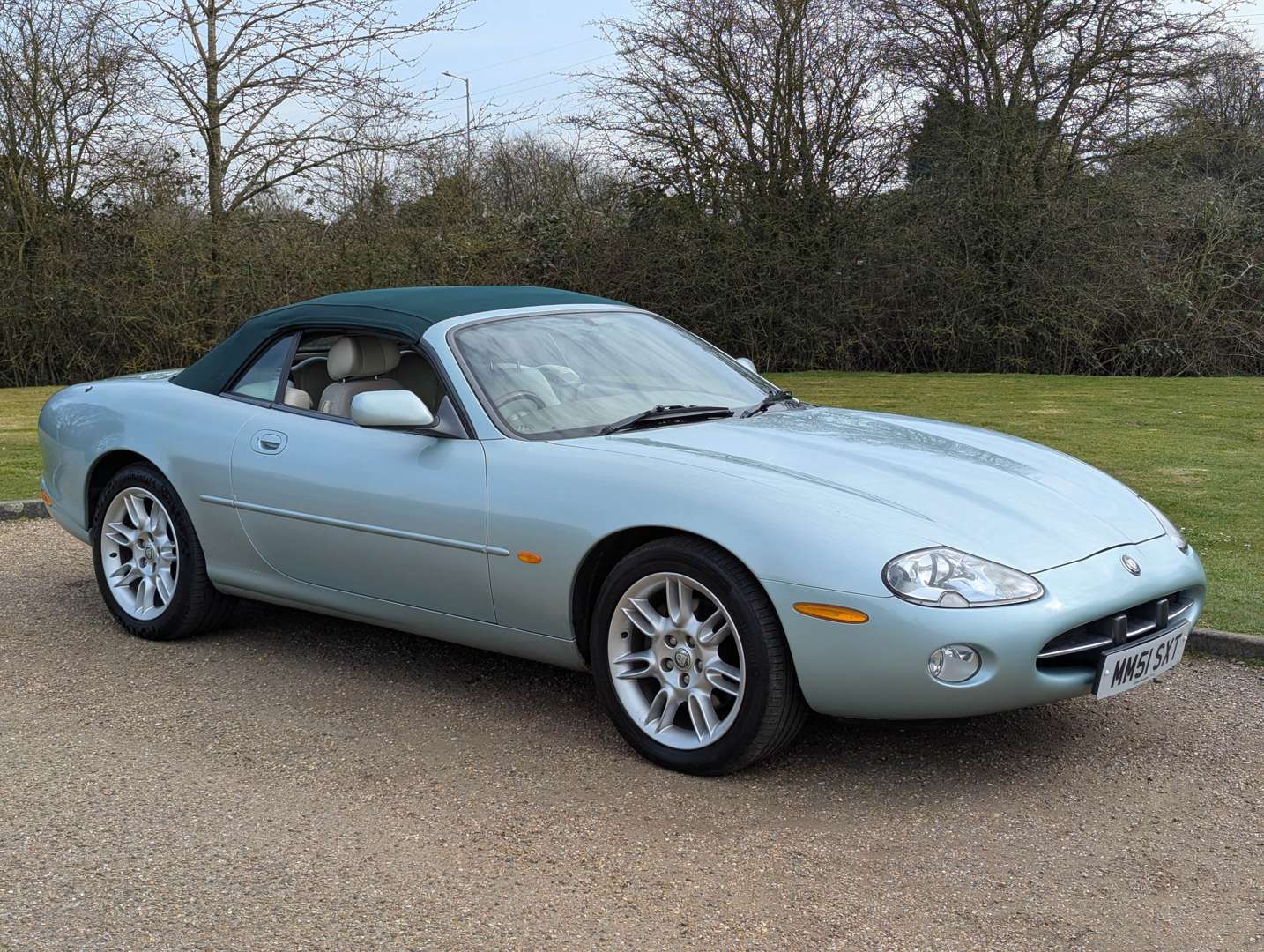 <p>2002 JAGUAR XK8 4.0 CONVERTIBLE AUTO</p>