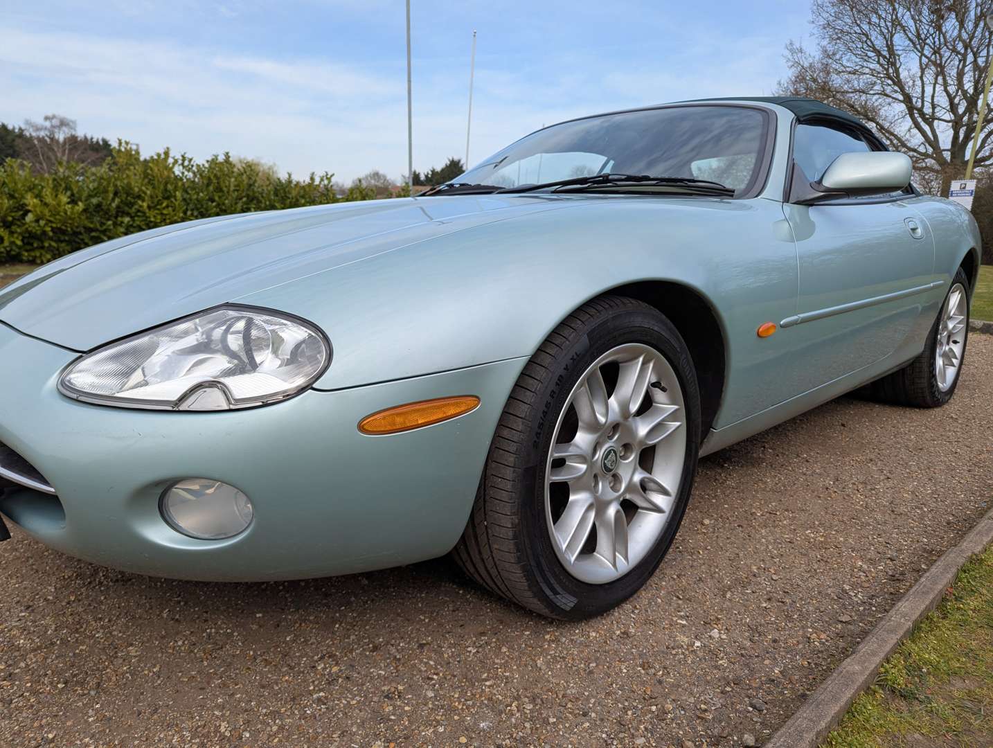 <p>2002 JAGUAR XK8 4.0 CONVERTIBLE AUTO</p>