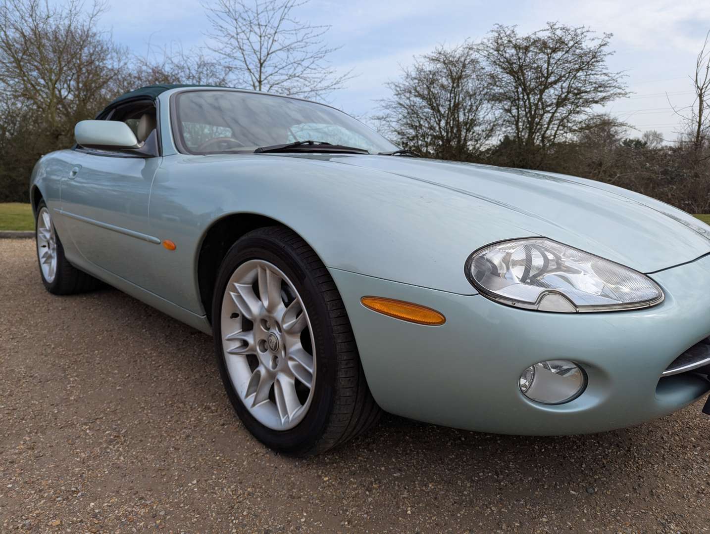 <p>2002 JAGUAR XK8 4.0 CONVERTIBLE AUTO</p>
