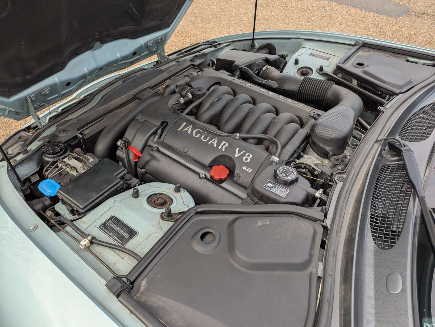 <p>2002 JAGUAR XK8 4.0 CONVERTIBLE AUTO</p>