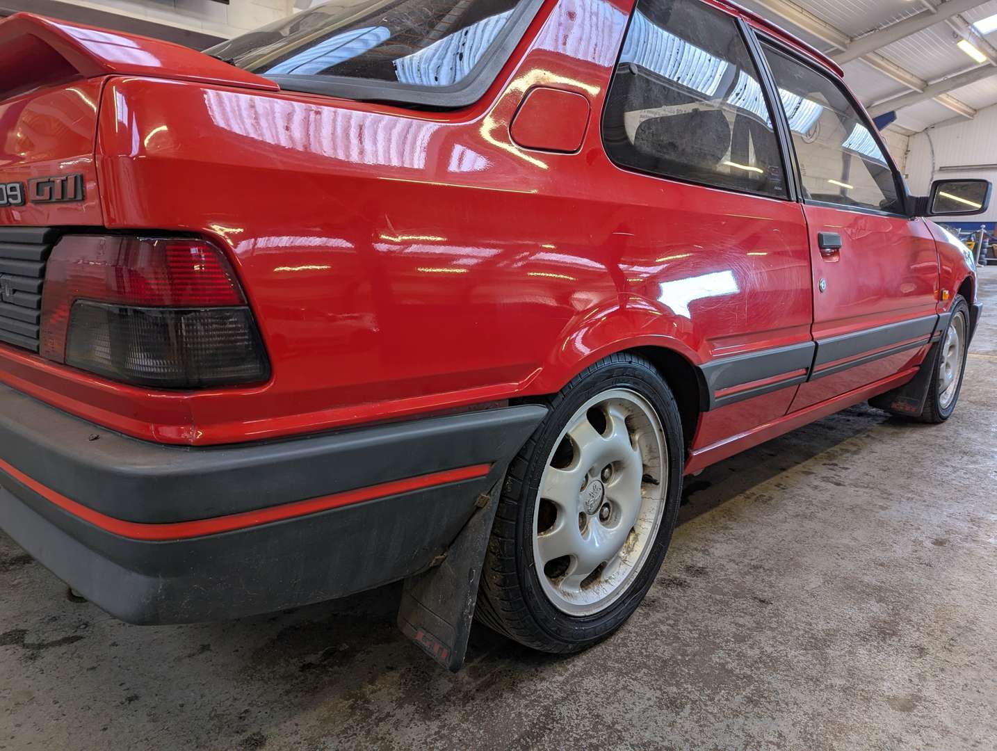 <p>1992 PEUGEOT 309 1.9 GTI</p>