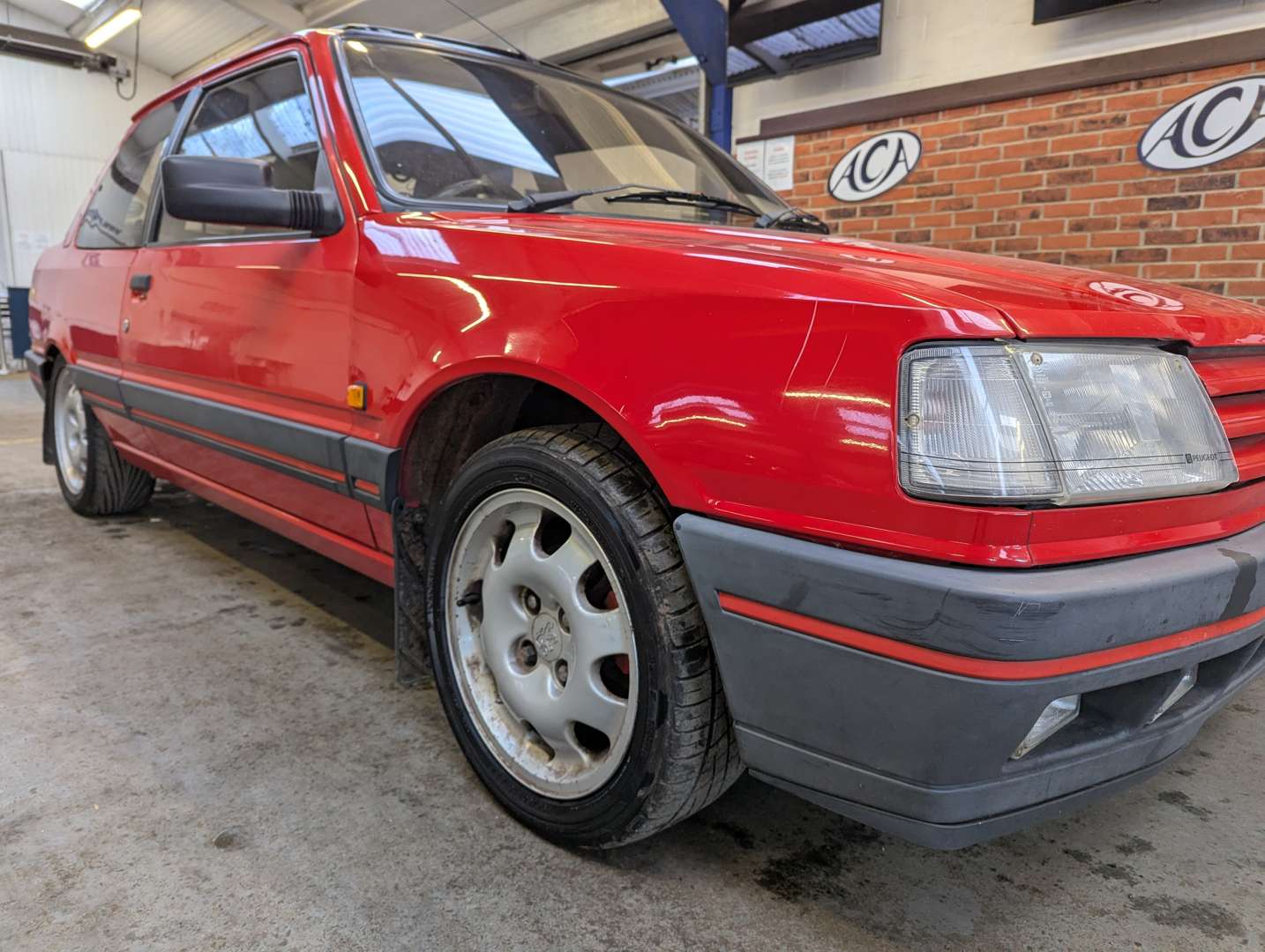 <p>1992 PEUGEOT 309 1.9 GTI</p>