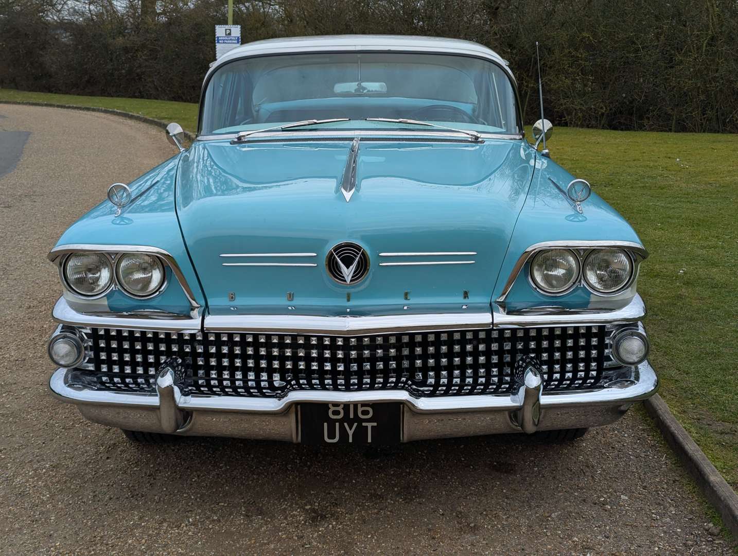 <p>1958 BUICK SPECIAL LHD</p>