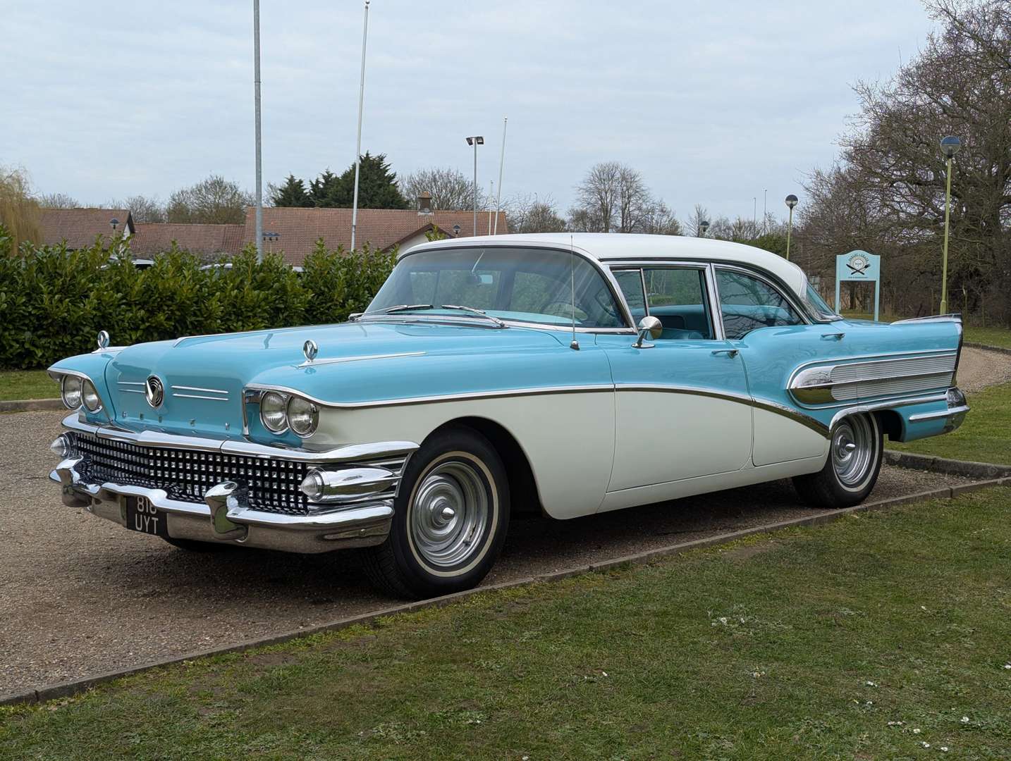 <p>1958 BUICK SPECIAL LHD</p>