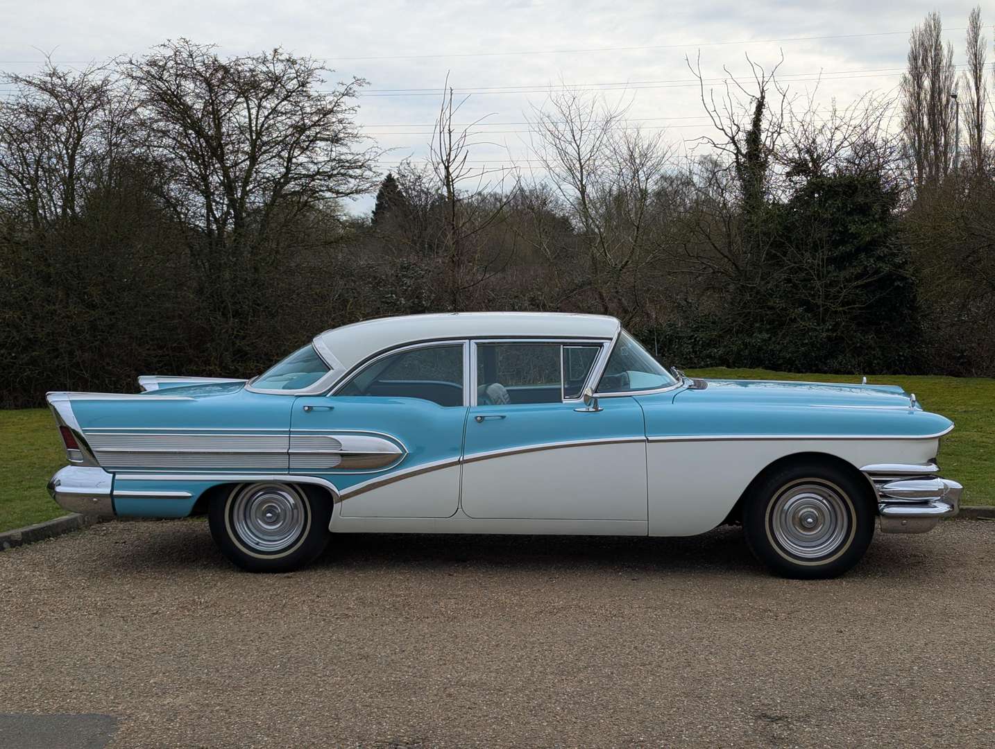 <p>1958 BUICK SPECIAL LHD</p>