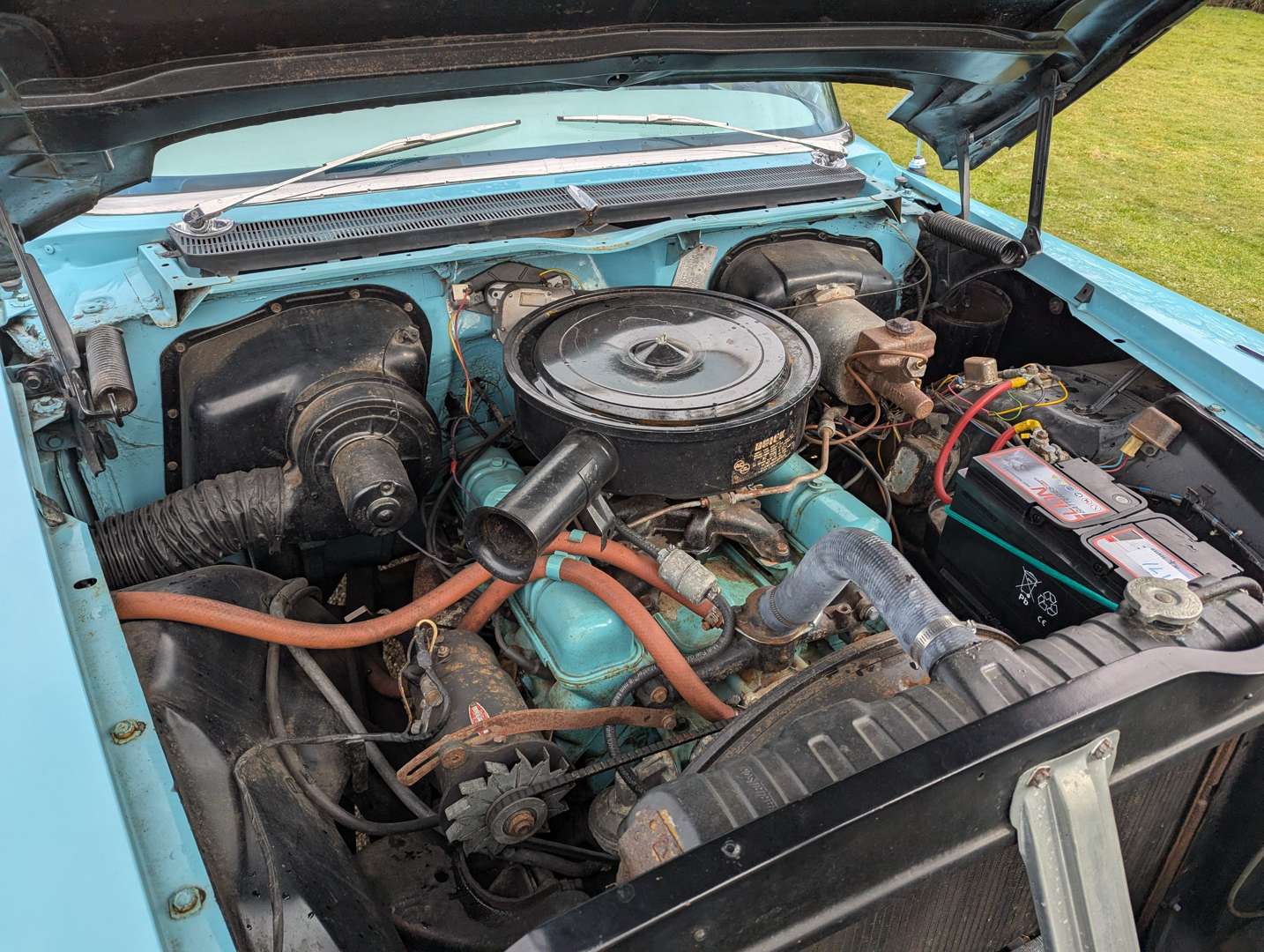 <p>1958 BUICK SPECIAL LHD</p>