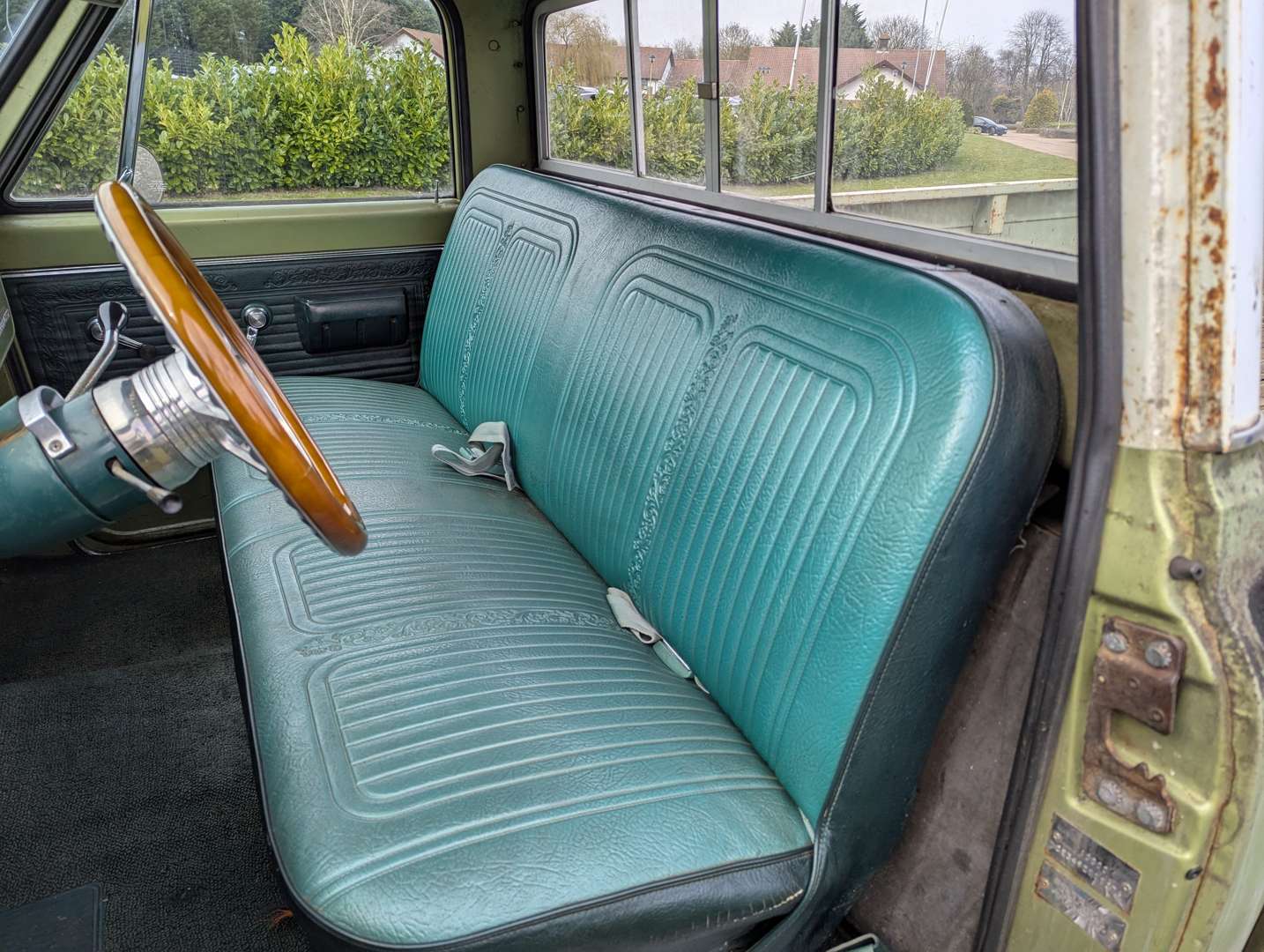 <p>1969 CHEVROLET CST/30 PICK-UP LHD</p>