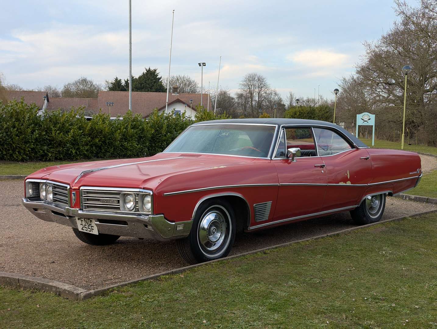 <p>1968 BUICK WILDCAT LHD</p>