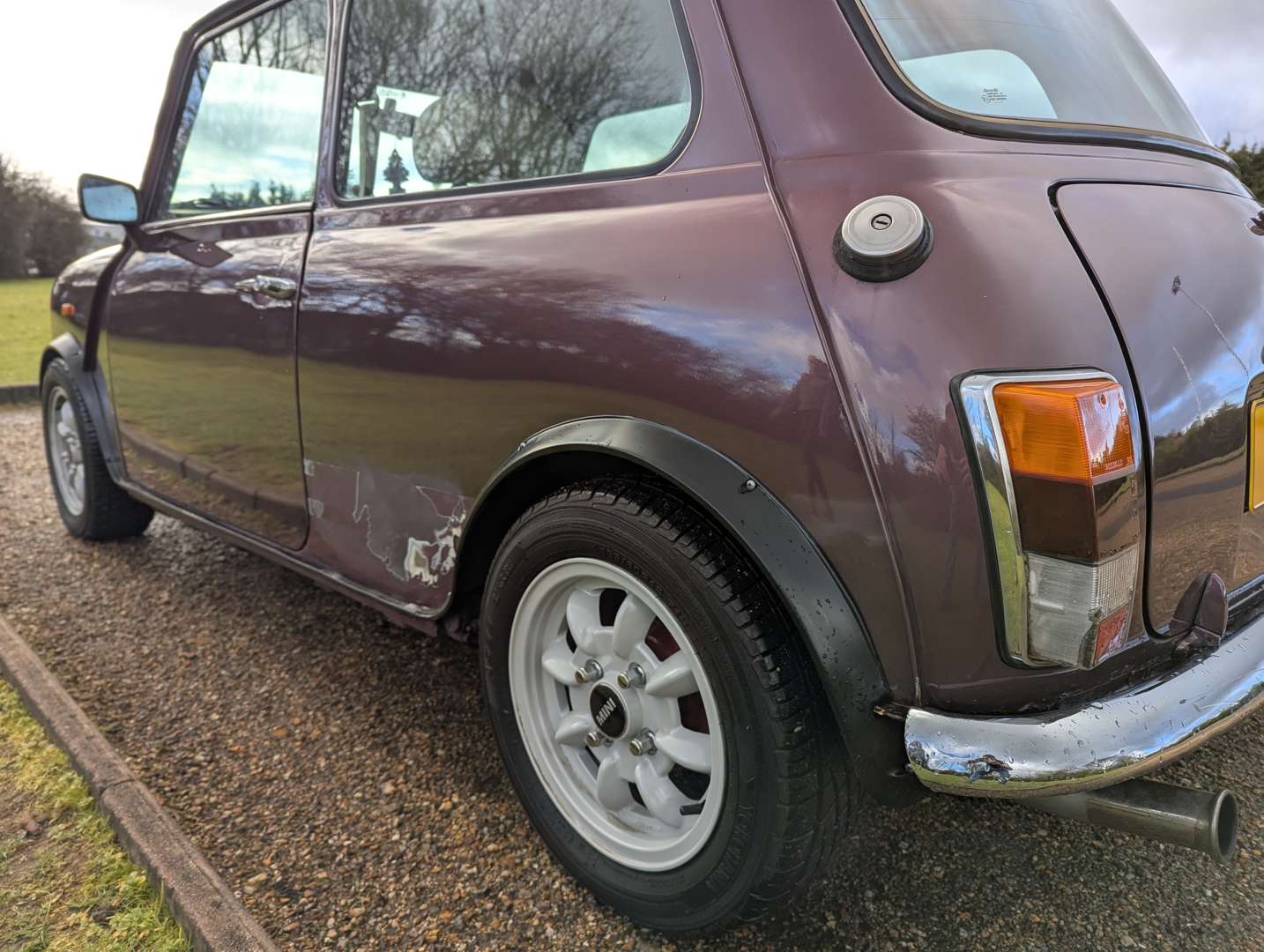 <p>1997 ROVER MINI MAYFAIR AUTO</p>