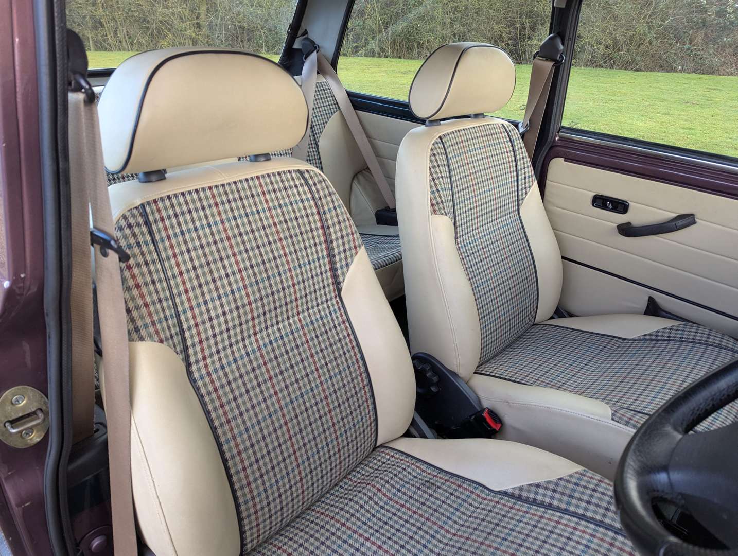 <p>1997 ROVER MINI MAYFAIR AUTO</p>