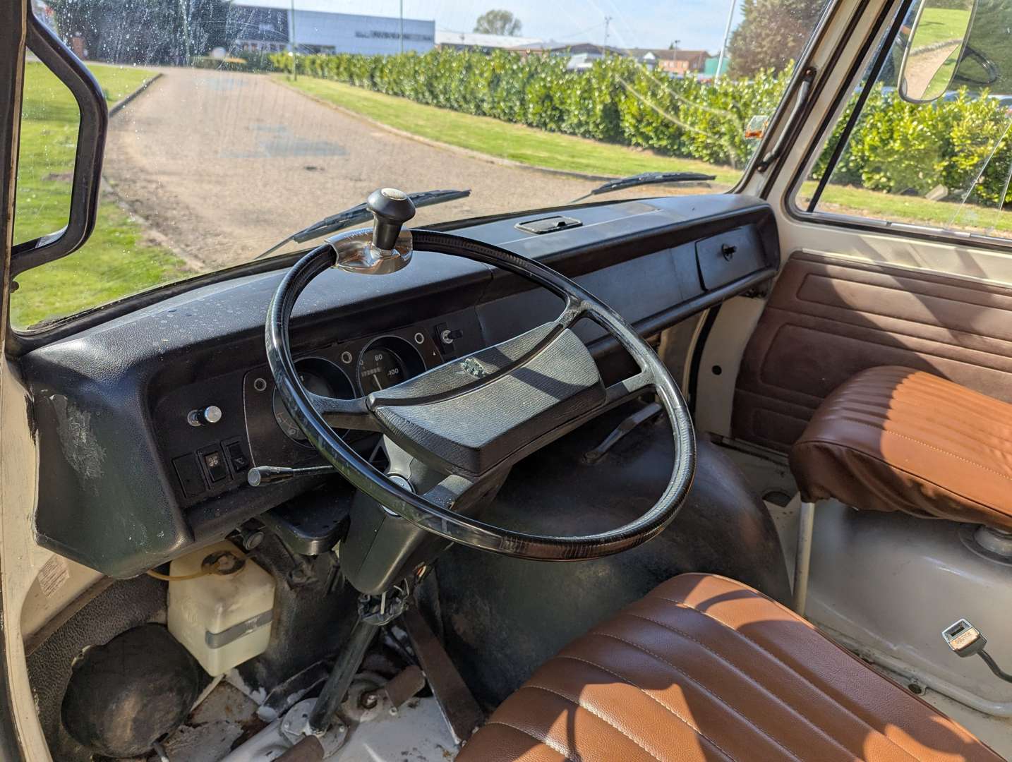 <p>1979 PEUGEOT J7 VAN LHD</p>