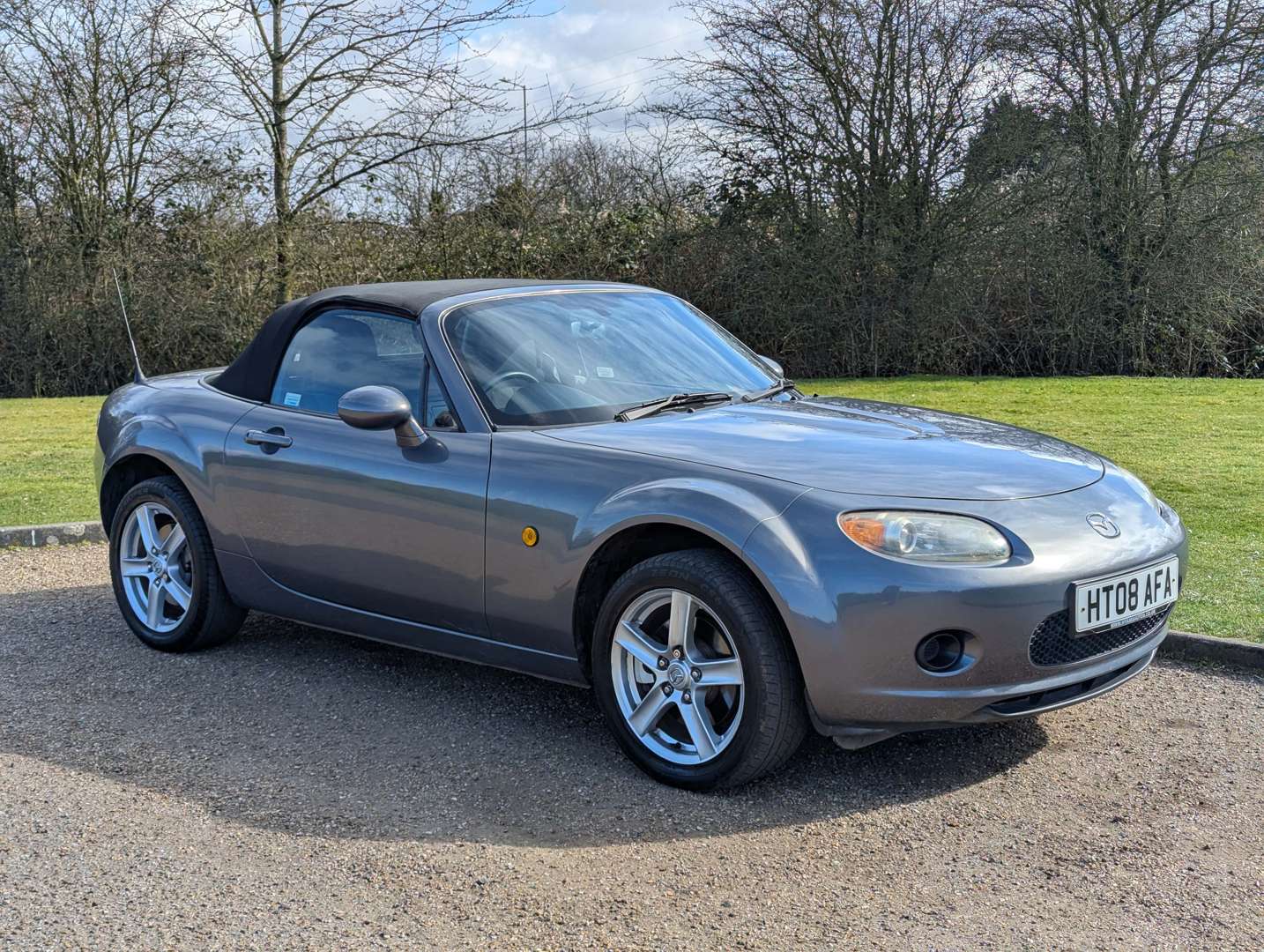 <p>2008 MAZDA MX-5</p>