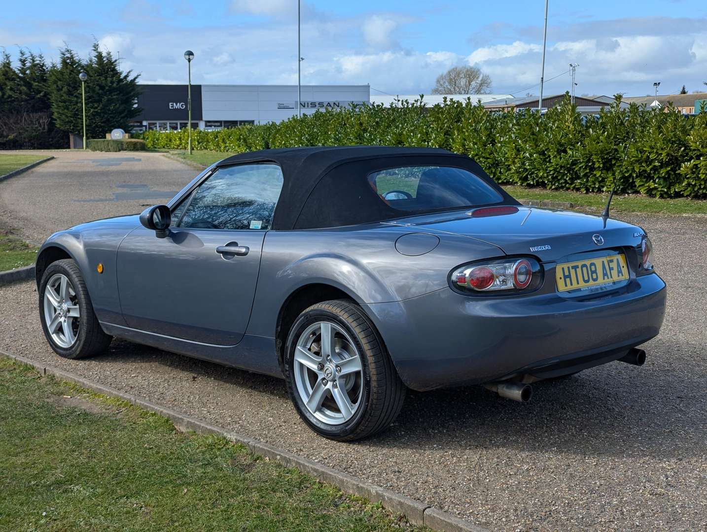 <p>2008 MAZDA MX-5</p>