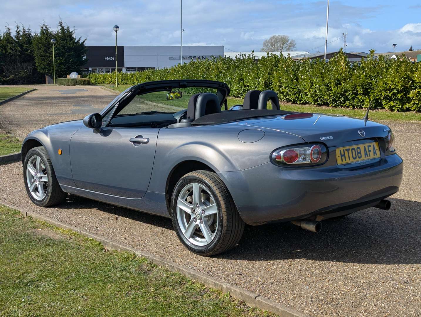 <p>2008 MAZDA MX-5</p>