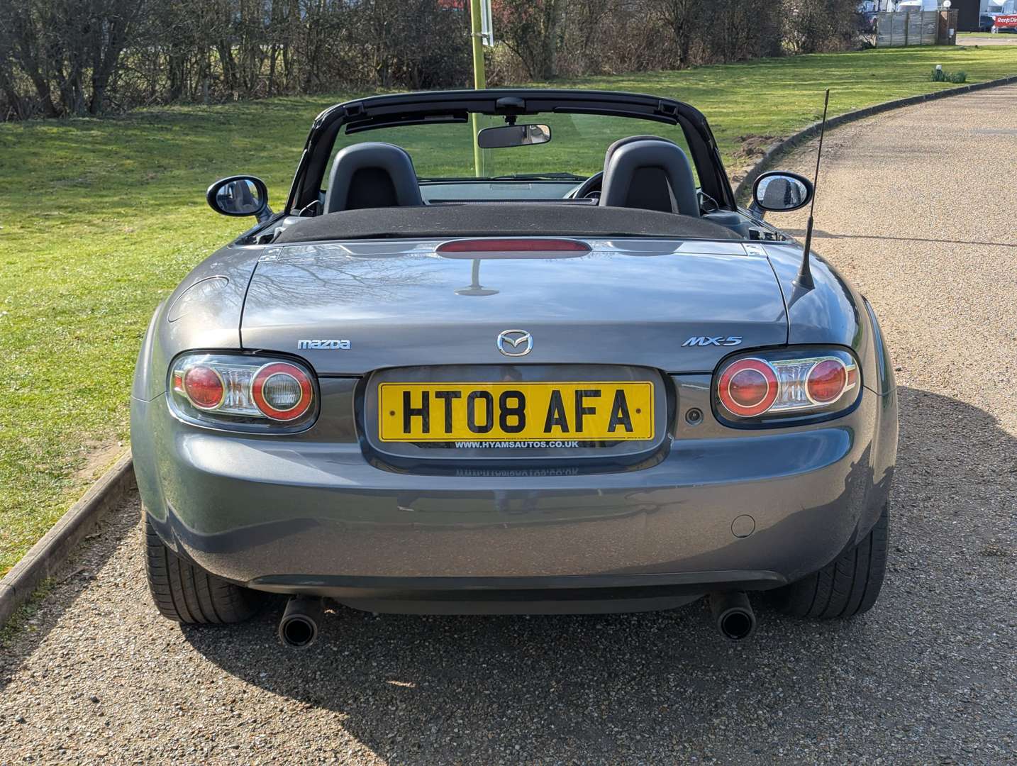 <p>2008 MAZDA MX-5</p>
