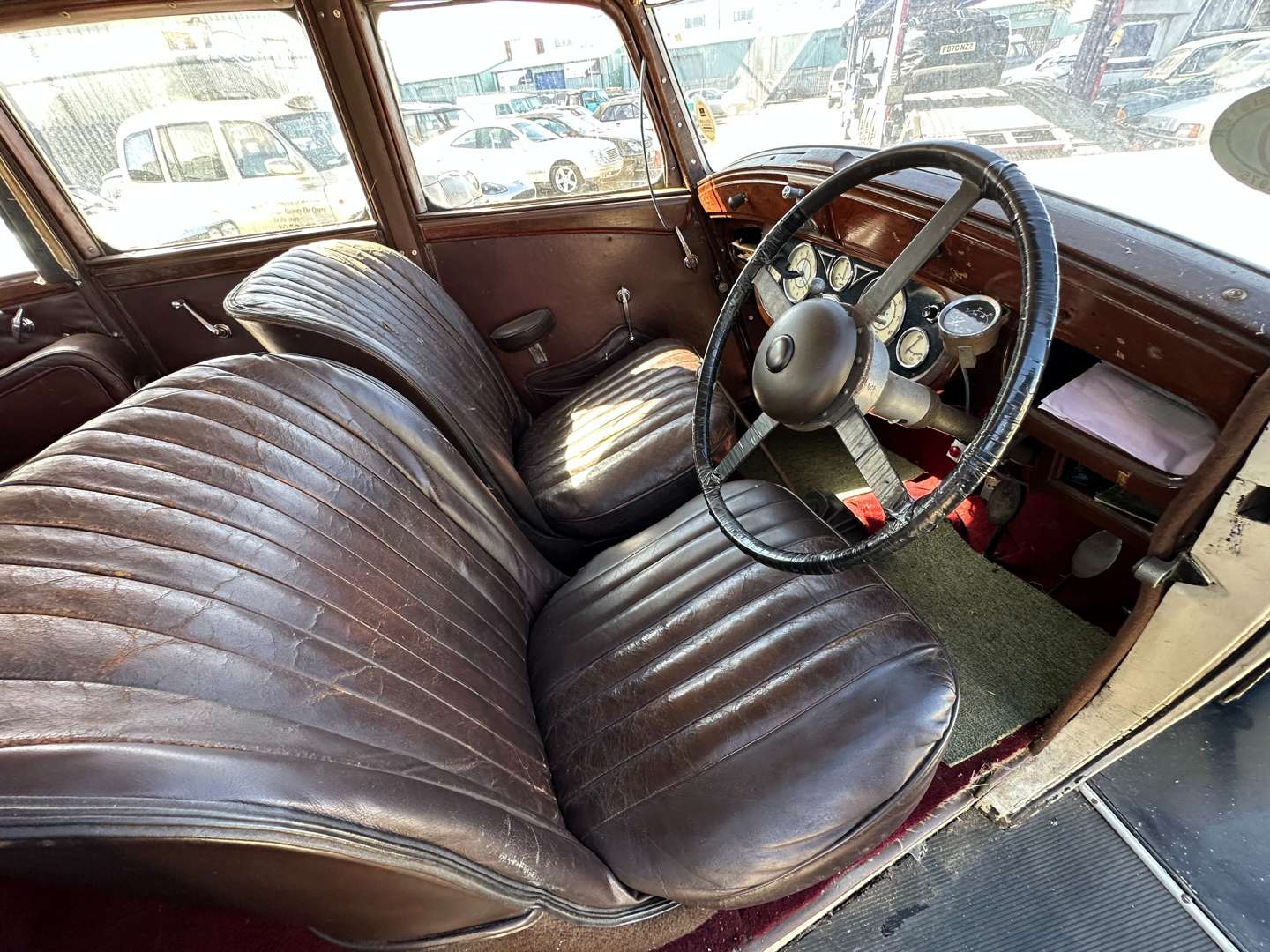 <p>1938 WOLSELEY 14/60</p>