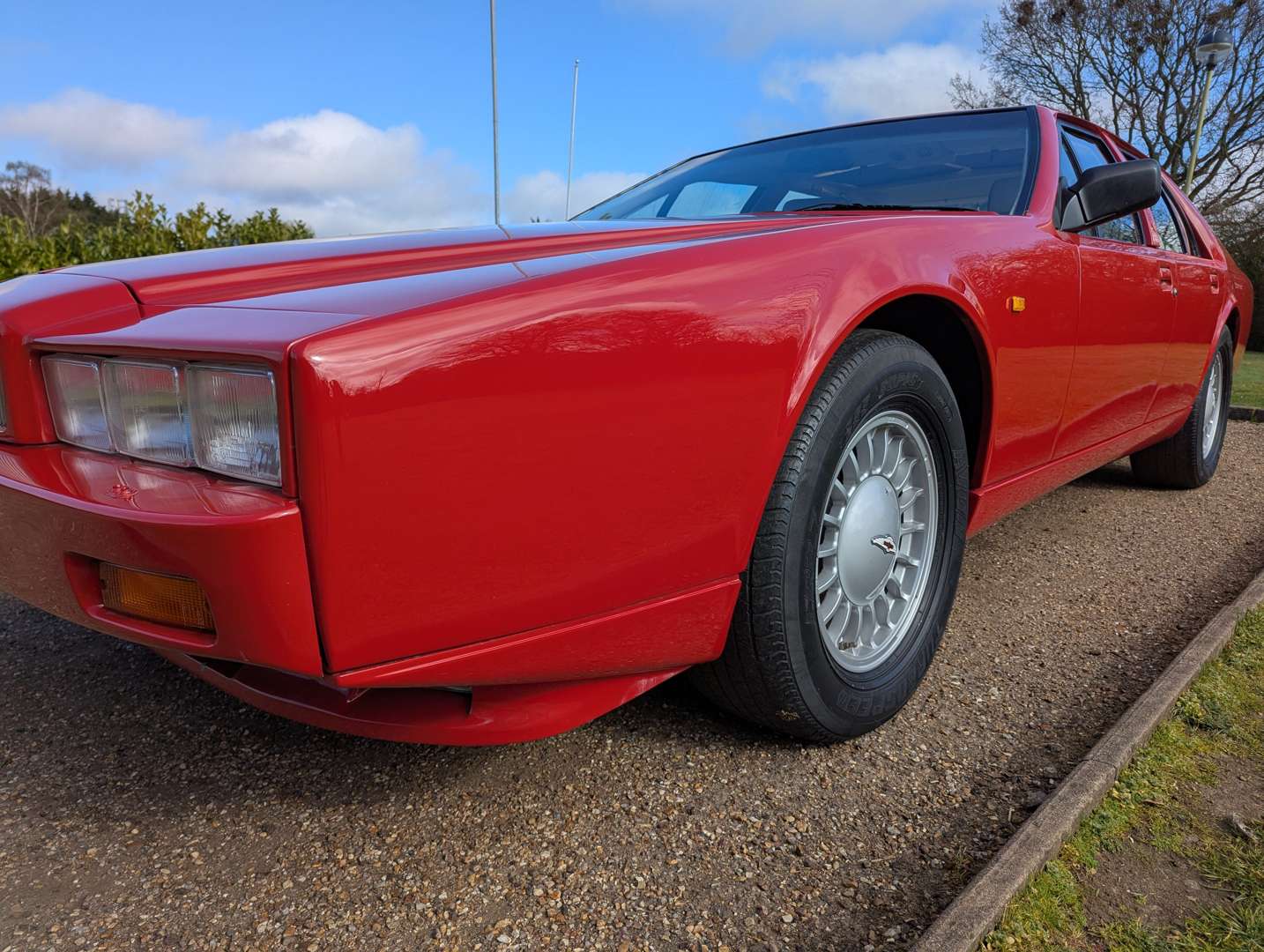 <p>1990 ASTON MARTIN LAGONDA MKIV</p>
