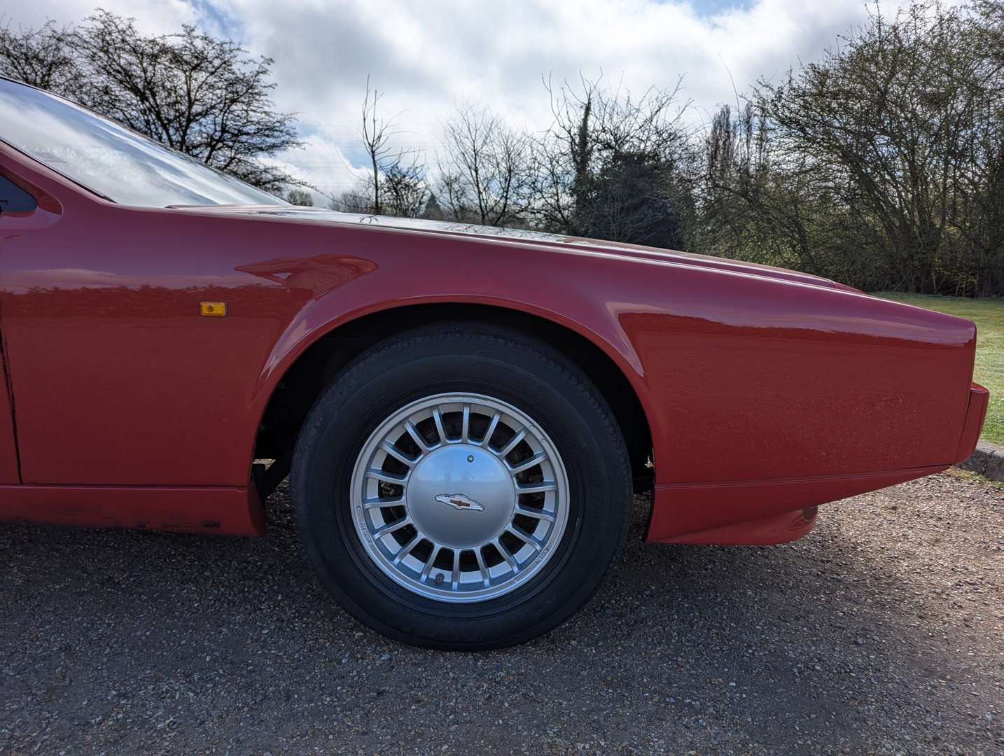 <p>1990 ASTON MARTIN LAGONDA MKIV</p>