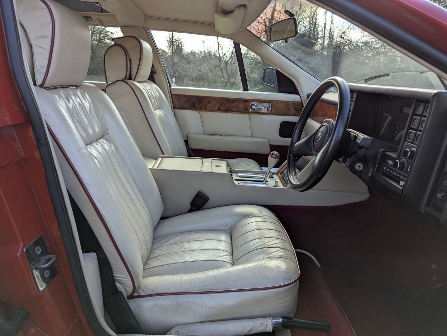 <p>1990 ASTON MARTIN LAGONDA MKIV</p>