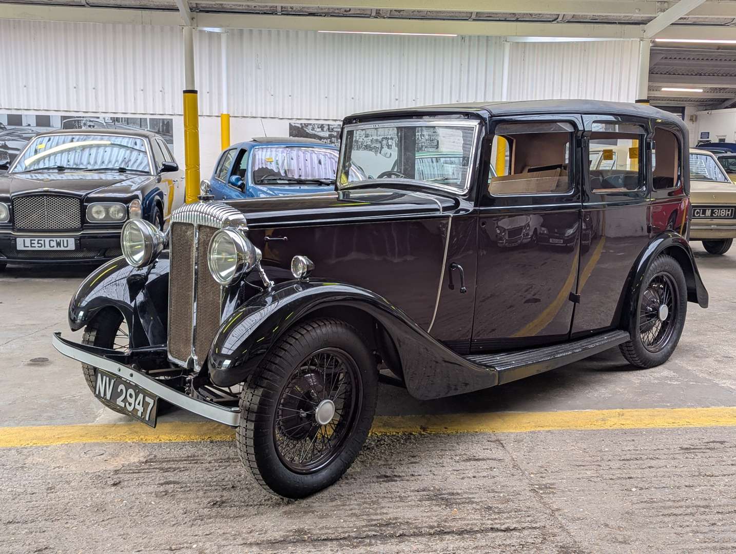 <p>1933 DAIMLER 15</p>