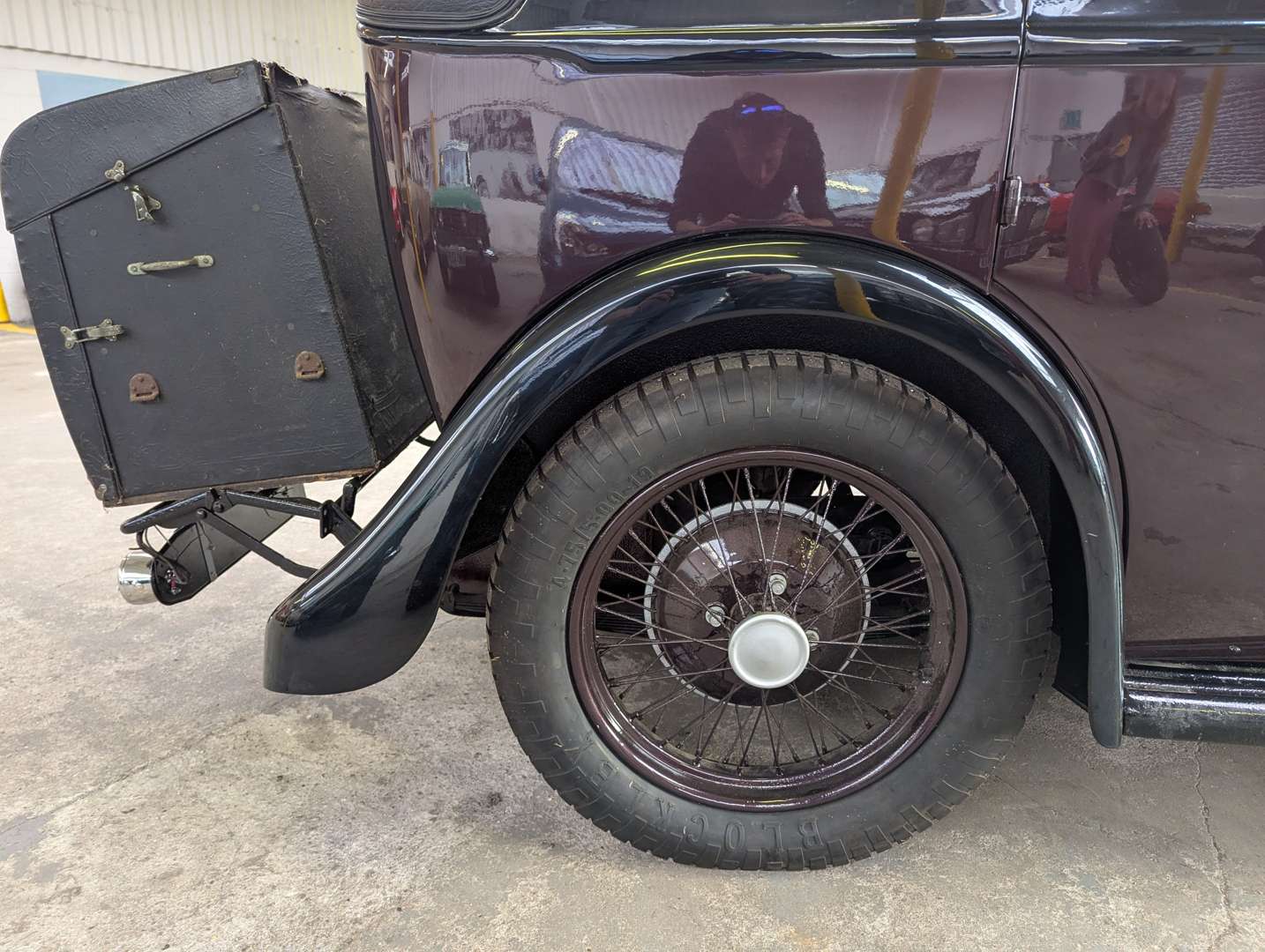<p>1933 DAIMLER 15</p>